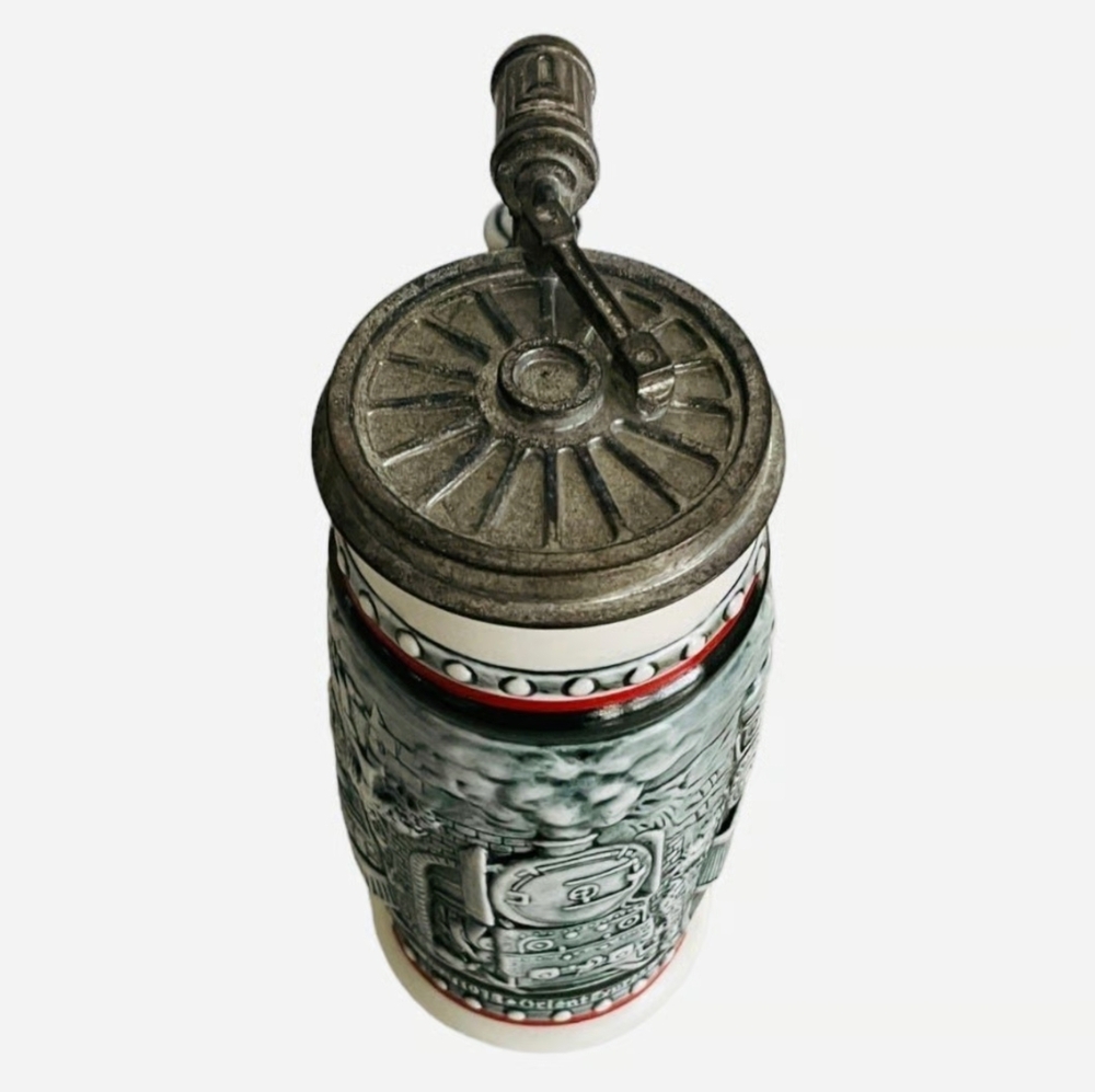Vintage AVON Beer Mug Locomotive Train Beer Stein with Silver Lid Tankard Mug - Picture 5 of 6